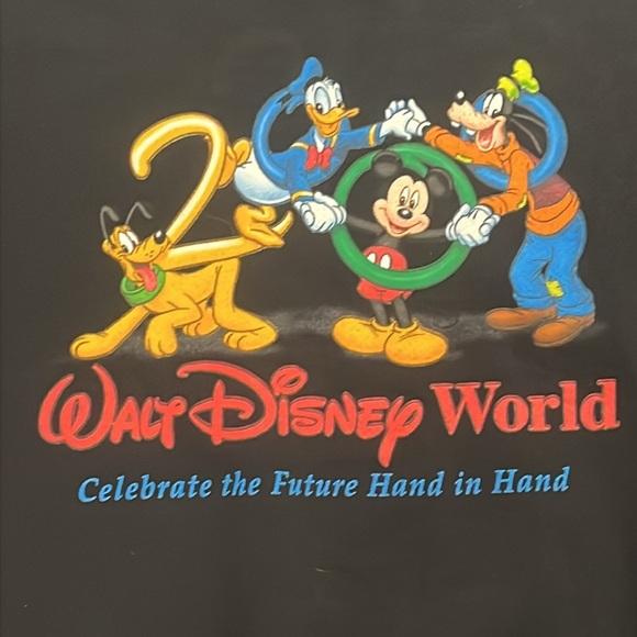 Vintage Y2K Disney World official merchandise Black Graphic Men's Sweater - Picture 2 of 3